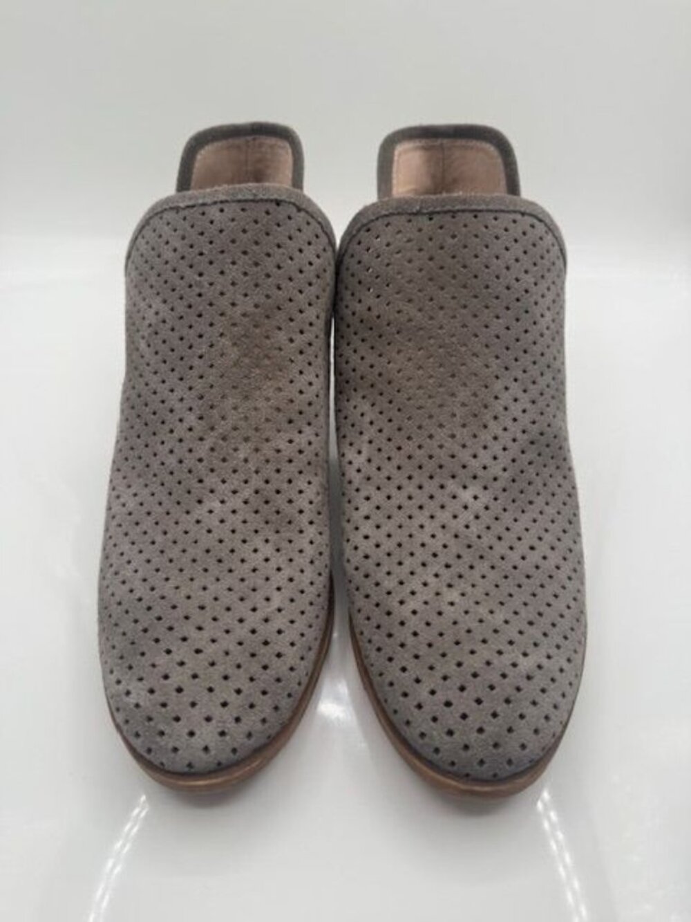 Lucky Brand Women's Gray Suede Leather Perforated BROOKLIN Ankle Bootie Size 12M - Picture 2 of 7